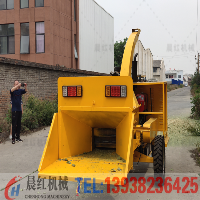 大型多功能木材粉碎機試機視頻