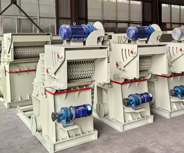 晨紅種菇戶專用鋸末機 強制進料不卡潮枝 木屑細膩當菌基出菇率高